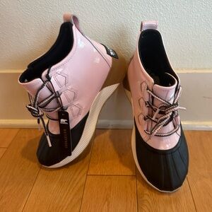 Sorel Pink and Black Winter Boots